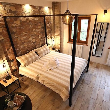 La Maesta' Bed & Breakfast Langhirano Bagian luar foto