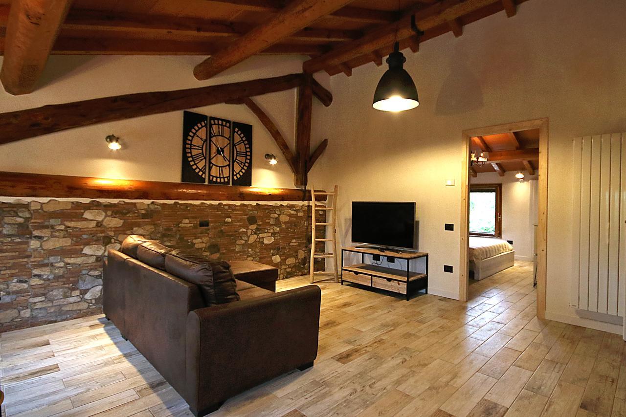La Maesta' Bed & Breakfast Langhirano Bagian luar foto
